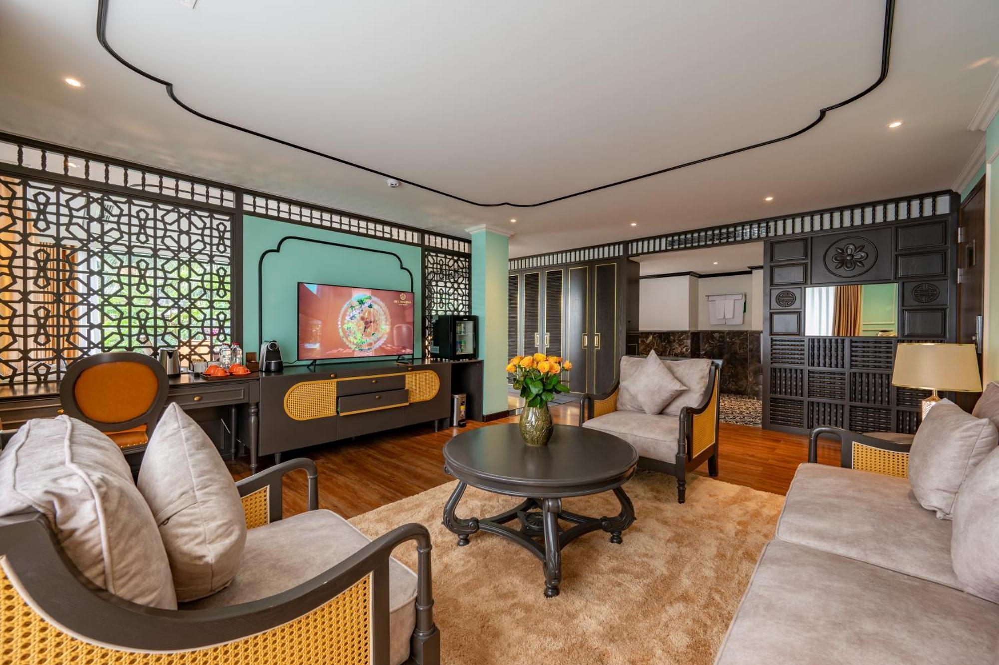 Bel Marina Hoi An Resort Екстер'єр фото Living room of a suite