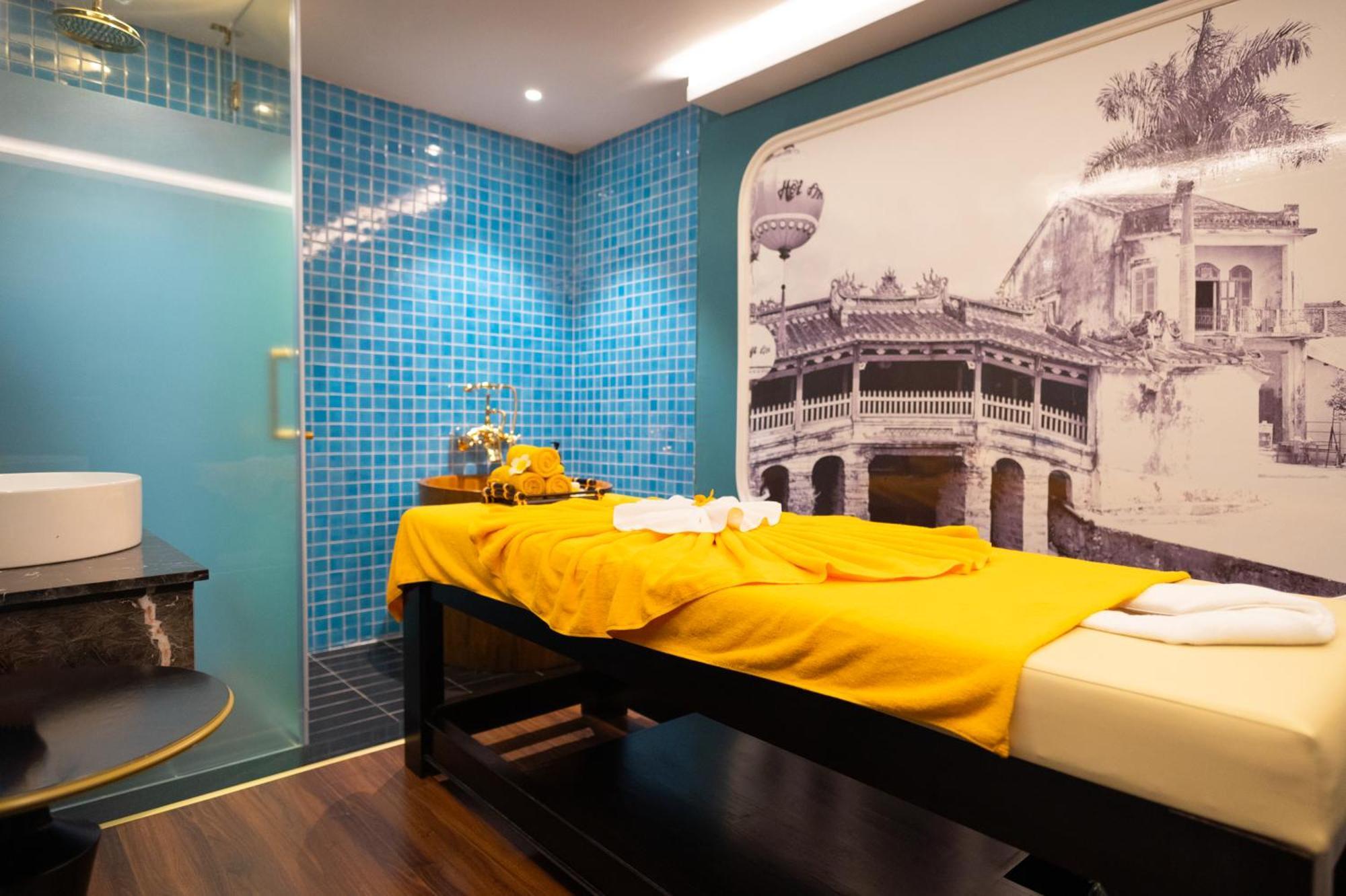 Bel Marina Hoi An Resort Екстер'єр фото A massage room at a spa in Bangkok, Thailand